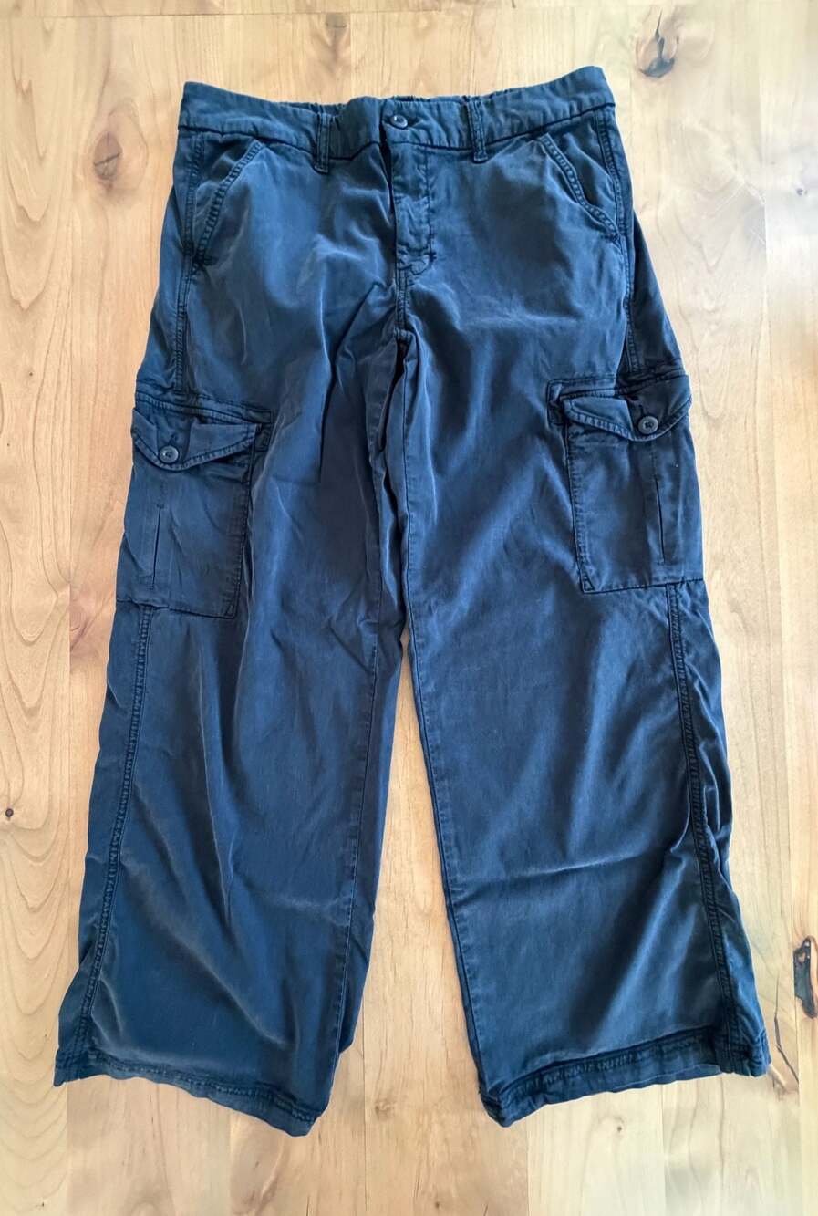 American Eagle Outfitters Stretch Cargo Pants Size 8